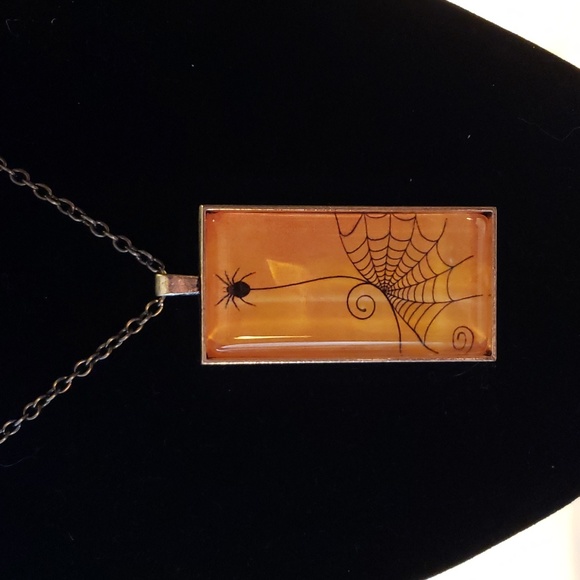 Handcrafted Spider Pendent - Picture 1 of 3